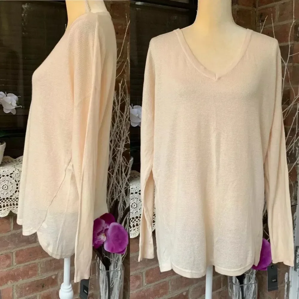 NWT Mossimo Knit Top Peach Sheer Stretch Light Size L Peach Color